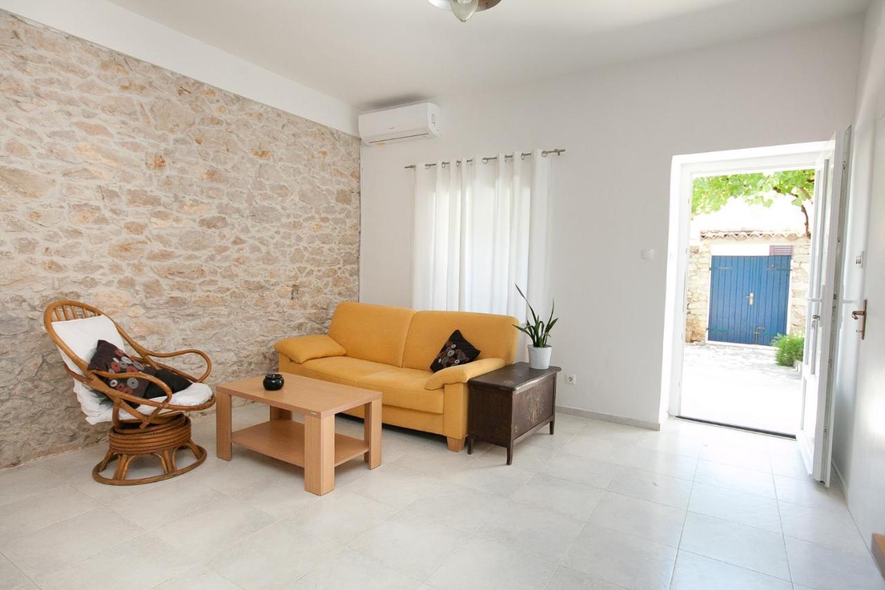Kuca Za Odmor Toksini Appartement Zadar Buitenkant foto
